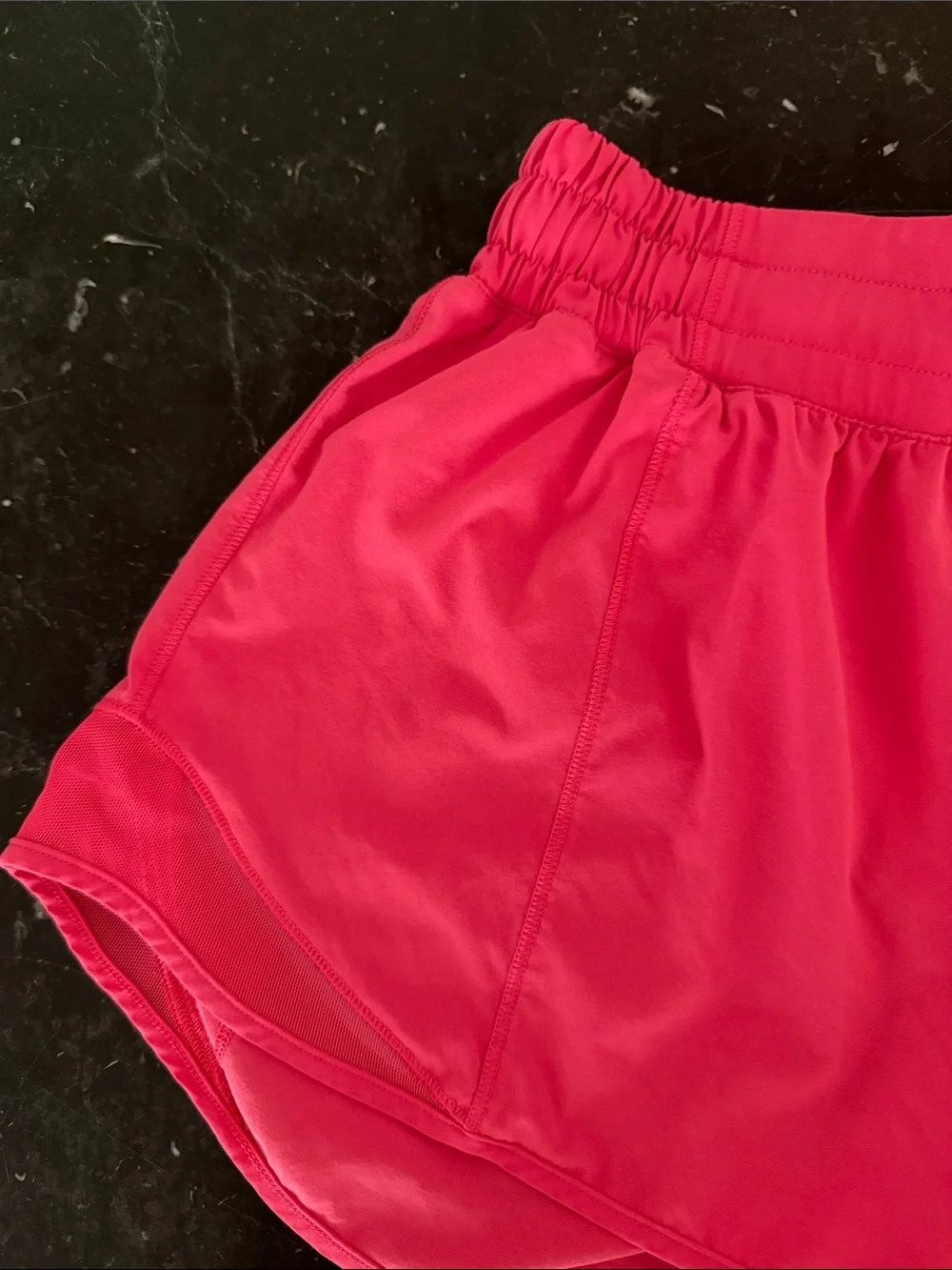 lululemon athletica Hotty Hot Low-rise lined shorts in Lip Gloss - Size 4